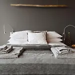 别墅 Quaint & Chic Seaside 圣克鲁斯