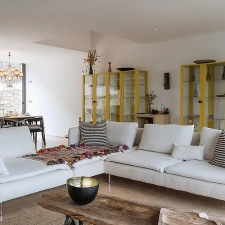 Quaint & Chic Seaside