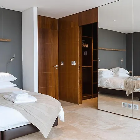 Quaint & Chic Seaside *