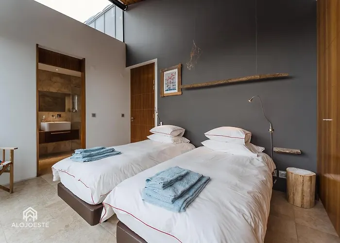 Quaint & Chic Seaside