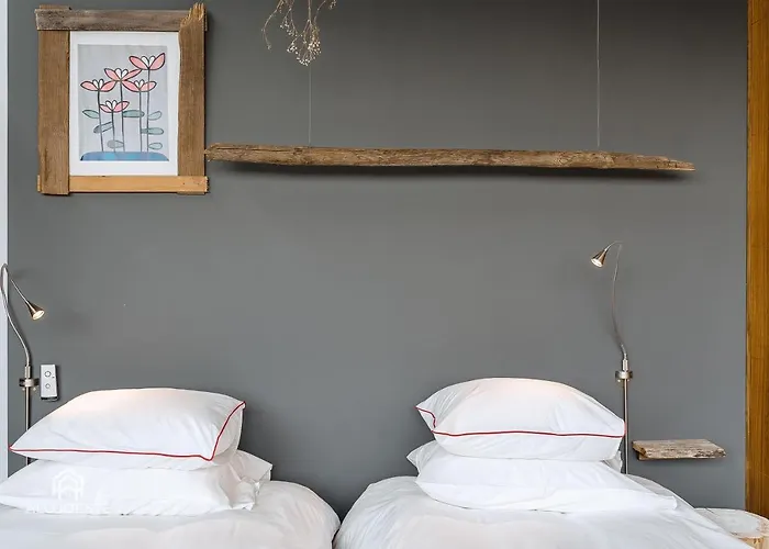 Quaint & Chic Seaside Villa